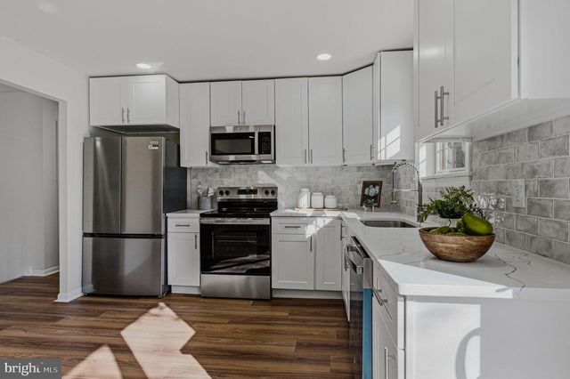 114 FOX DR, Newark, DE 19713