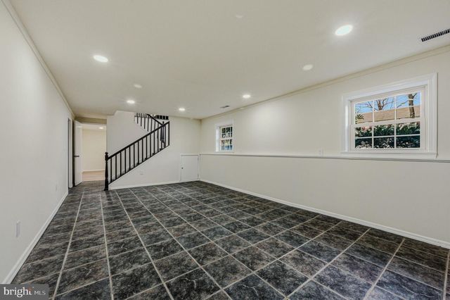 114 FOX DR, Newark, DE 19713