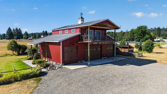 10208 N West Newman Lake Dr, Newman Lake, WA 99025 property photo
