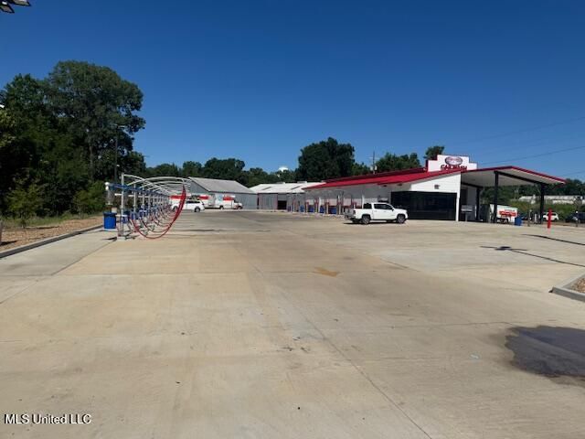 273 John R Junkin Drive Drive, Natchez, MS 39120