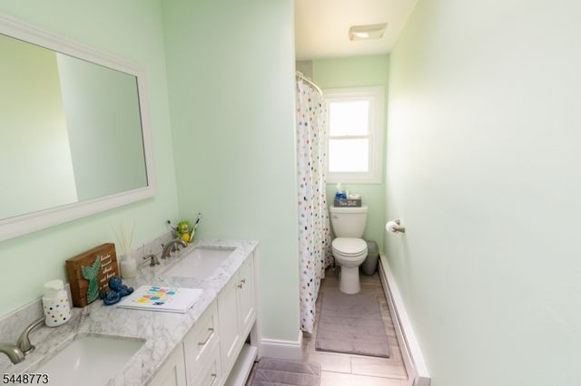 34 Crestwood Rd, Rockaway Boro, NJ 07866