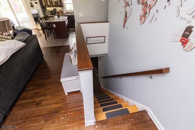 34 Crestwood Rd, Rockaway Boro, NJ 07866