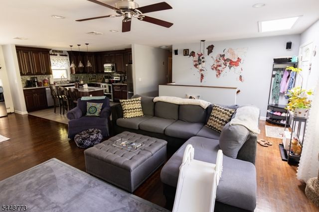 34 Crestwood Rd, Rockaway Boro, NJ 07866