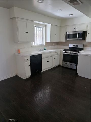 766 E Pillsbury, Lancaster, CA 93535