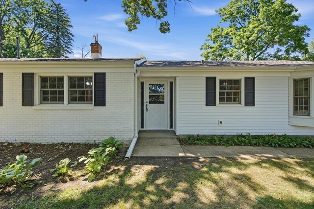 788 FIELDCREST DRIVE, Neenah, WI 54956