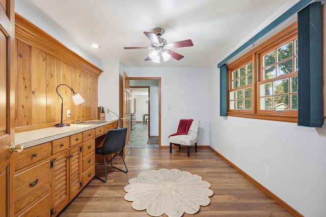 788 FIELDCREST DRIVE, Neenah, WI 54956