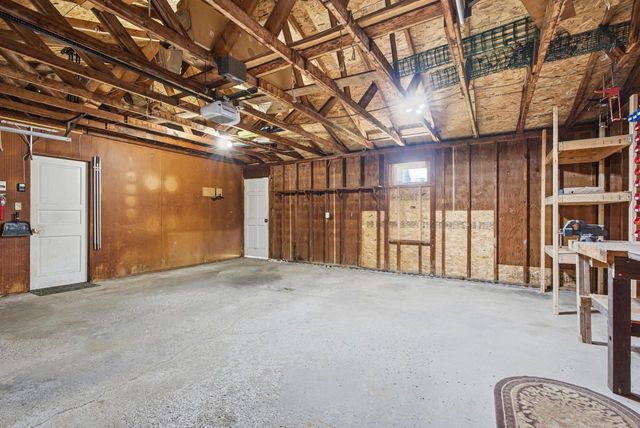 788 FIELDCREST DRIVE, Neenah, WI 54956