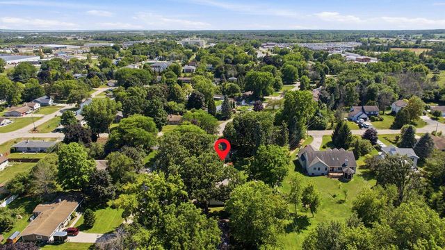 788 FIELDCREST DRIVE, Neenah, WI 54956
