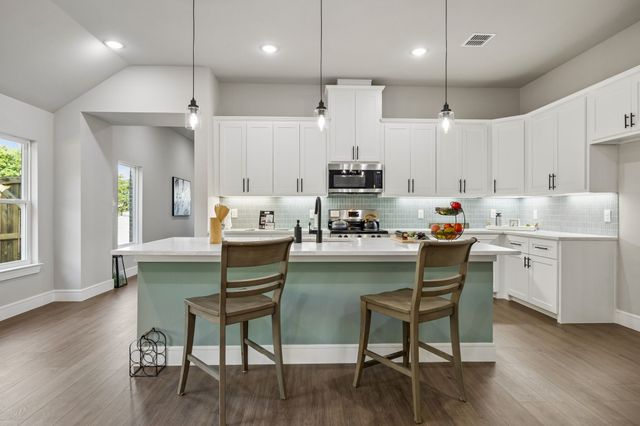 407 Frank Street, Terrell, TX 75160