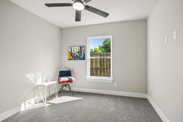 407 Frank Street, Terrell, TX 75160
