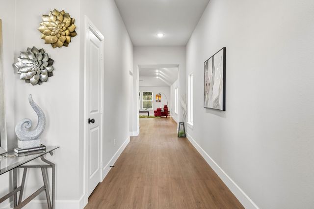 407 Frank Street, Terrell, TX 75160