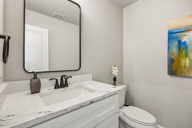 407 Frank Street, Terrell, TX 75160