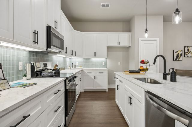 407 Frank Street, Terrell, TX 75160