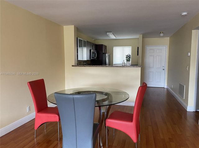 840 Pine Dr 204, Pompano Beach, FL 33060