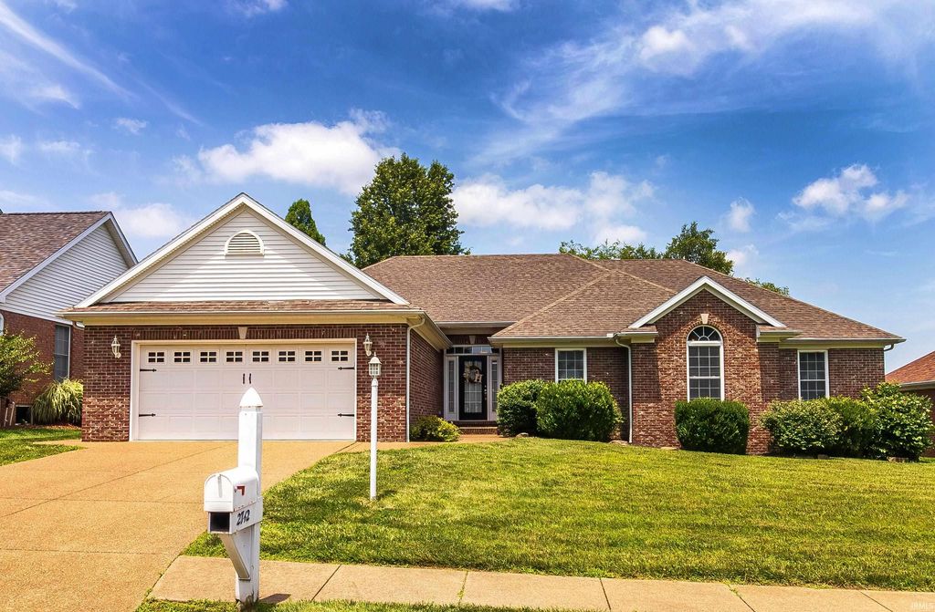 2742 Charlestown Court, Evansville, IN 47725
