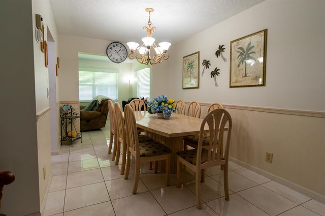 715 SW 18TH Street, Boynton Beach, FL 33426