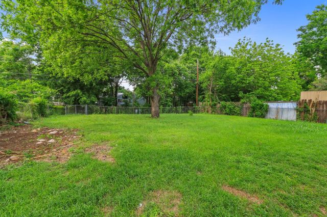3847 Castle Hills Drive, Dallas, TX 75241