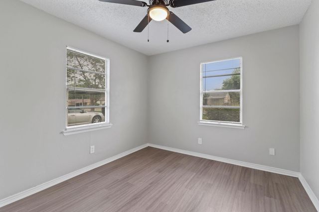 3847 Castle Hills Drive, Dallas, TX 75241