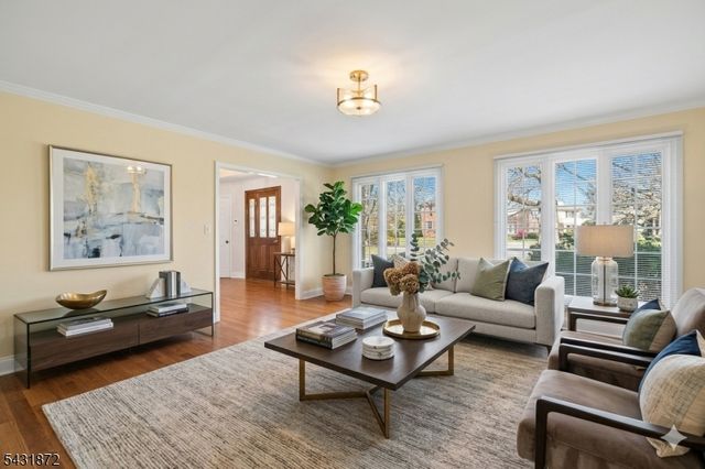50 Pinewood Cres, Berkeley Heights Twp., NJ 07922