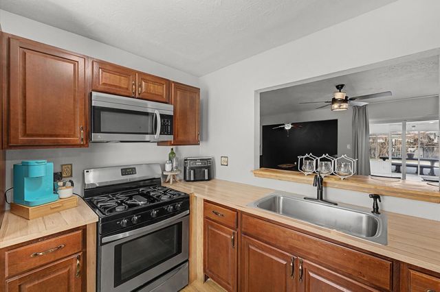 4702 Croker Ridge Road, Houston, TX 77053