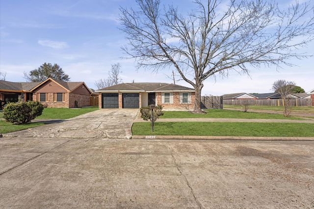 4702 Croker Ridge Road, Houston, TX 77053