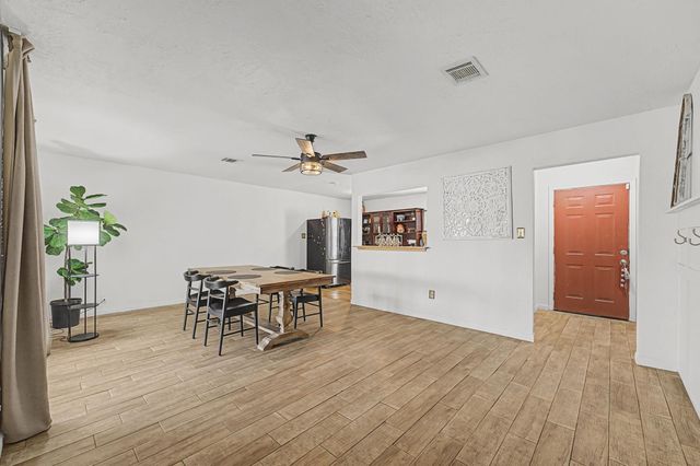 4702 Croker Ridge Road, Houston, TX 77053