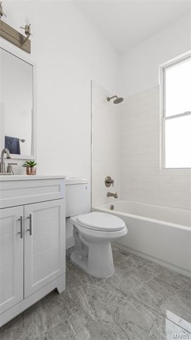 1239 Clara Avenue, St Louis, MO 63112