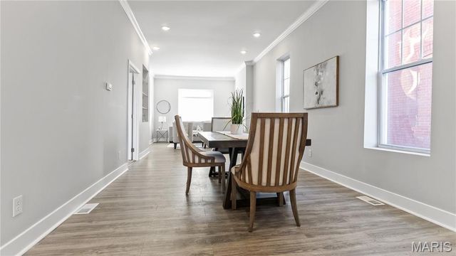 1239 Clara Avenue, St Louis, MO 63112