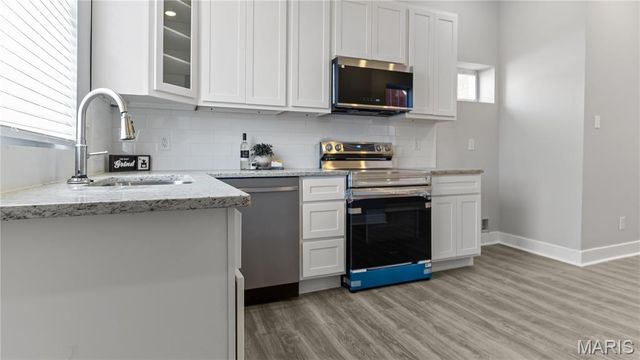 1239 Clara Avenue, St Louis, MO 63112