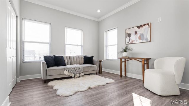 1239 Clara Avenue, St Louis, MO 63112