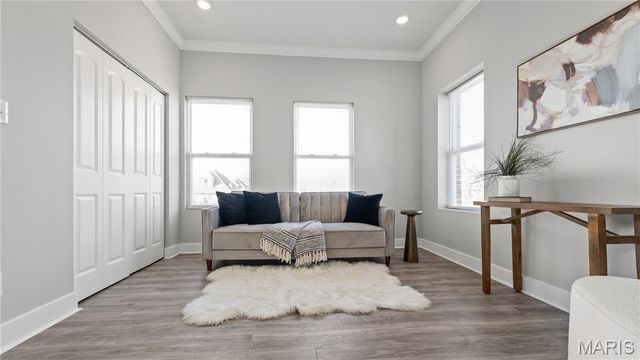 1239 Clara Avenue, St Louis, MO 63112