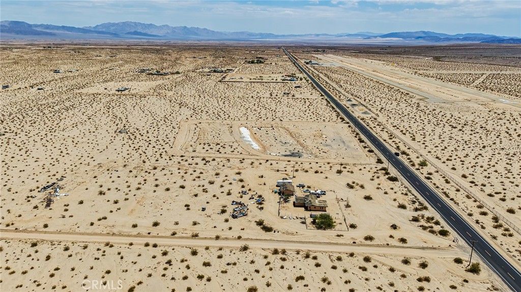 Image 19 of property listing at 78170 29 Palms Highway, 29 Palms, CA 92277