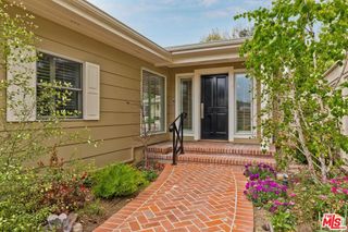 4211 W Toluca Lake Lane, Toluca Lake, CA 91505