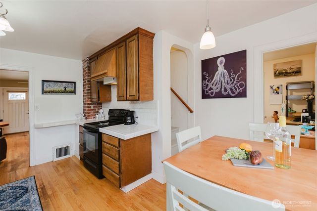 1561 High Avenue, Bremerton, WA 98337