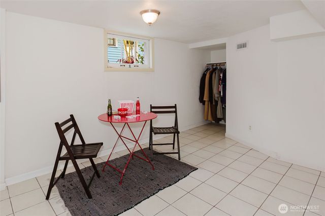 1561 High Avenue, Bremerton, WA 98337