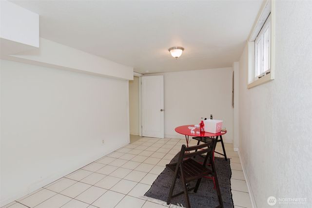 1561 High Avenue, Bremerton, WA 98337