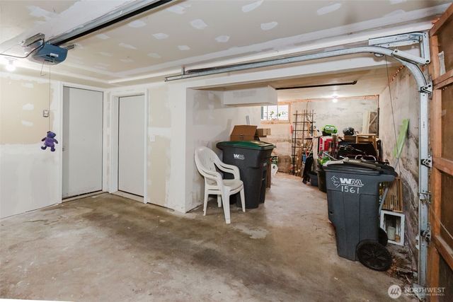 1561 High Avenue, Bremerton, WA 98337