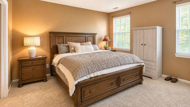 1360 Mackinaw Place, Schererville, IN 46375
