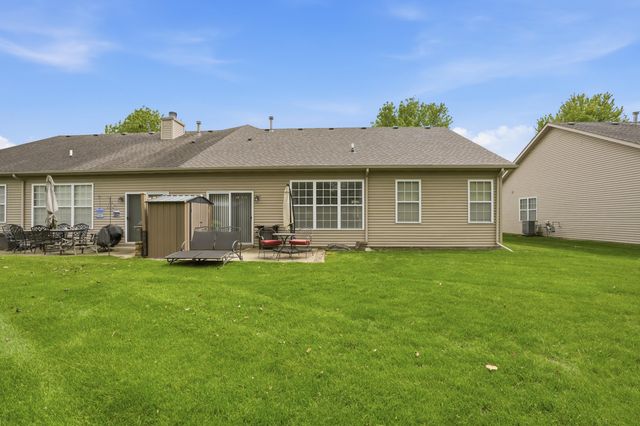 1360 Mackinaw Place, Schererville, IN 46375