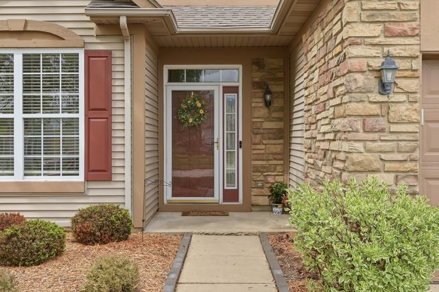 1360 Mackinaw Place, Schererville, IN 46375