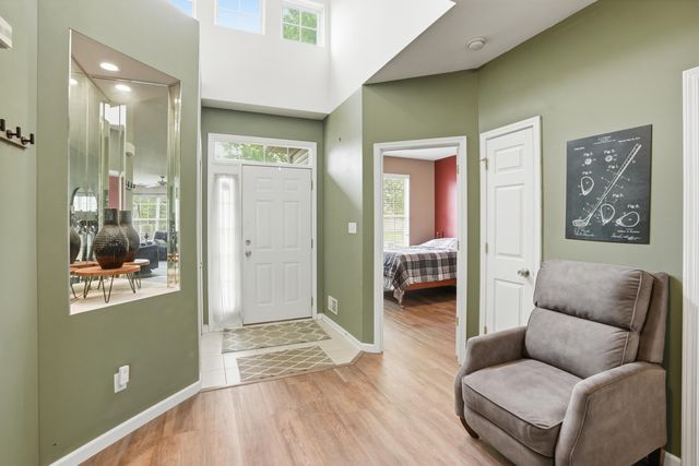 1360 Mackinaw Place, Schererville, IN 46375