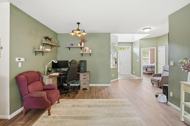 1360 Mackinaw Place, Schererville, IN 46375
