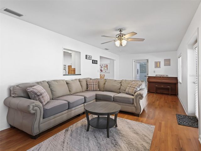 636 SE 31ST TERRACE, Ocala, FL 34471