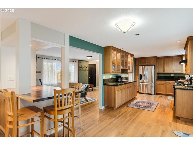 6935 Sw TAYLORS FERRY Rd, Portland, OR 97223