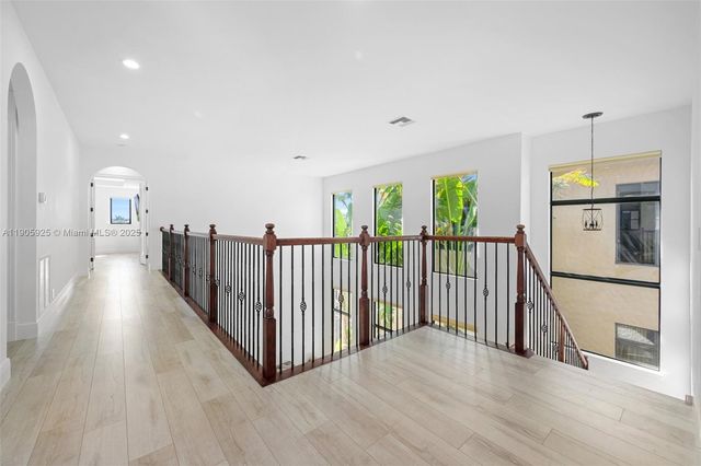 8162 Canopy Ter, Parkland, FL 33076