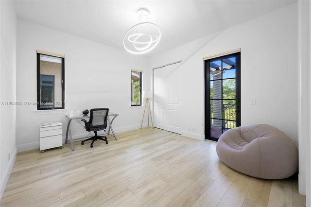 8162 Canopy Ter, Parkland, FL 33076