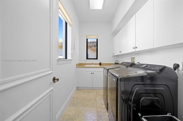 8162 Canopy Ter, Parkland, FL 33076