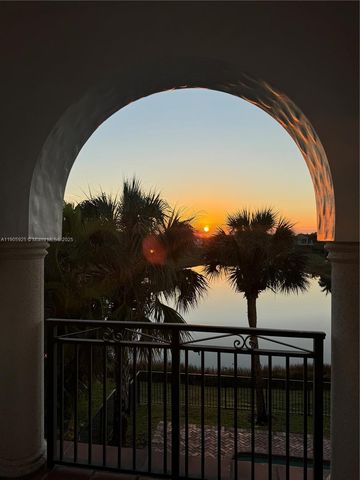 8162 Canopy Ter, Parkland, FL 33076