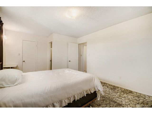 8783 Santa Fe Dr, Thornton, CO 80260