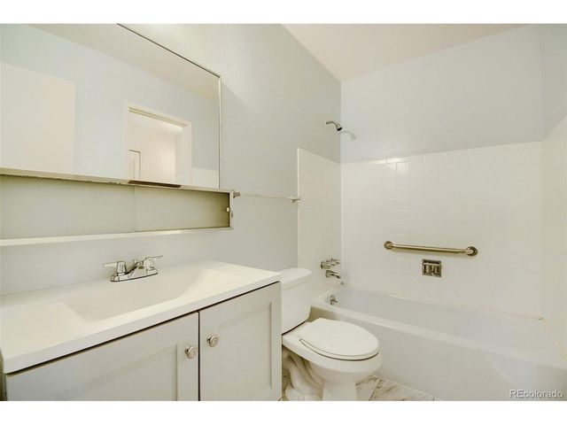 8783 Santa Fe Dr, Thornton, CO 80260